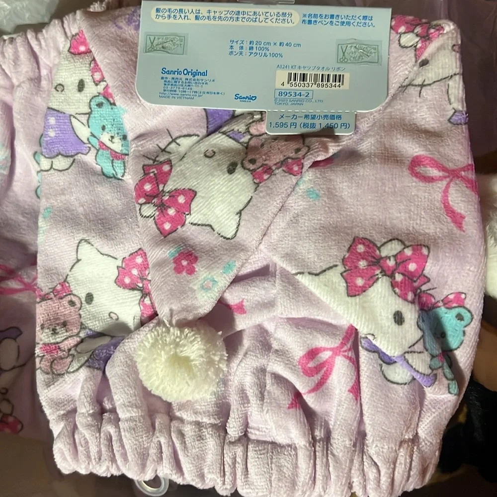 ✅Sanrio Japan Hello Kitty Ribbon Cap Towel